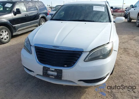 2011 Chrysler 200 S from USA, damaged, VIN 1C3BC8FGXBN624353